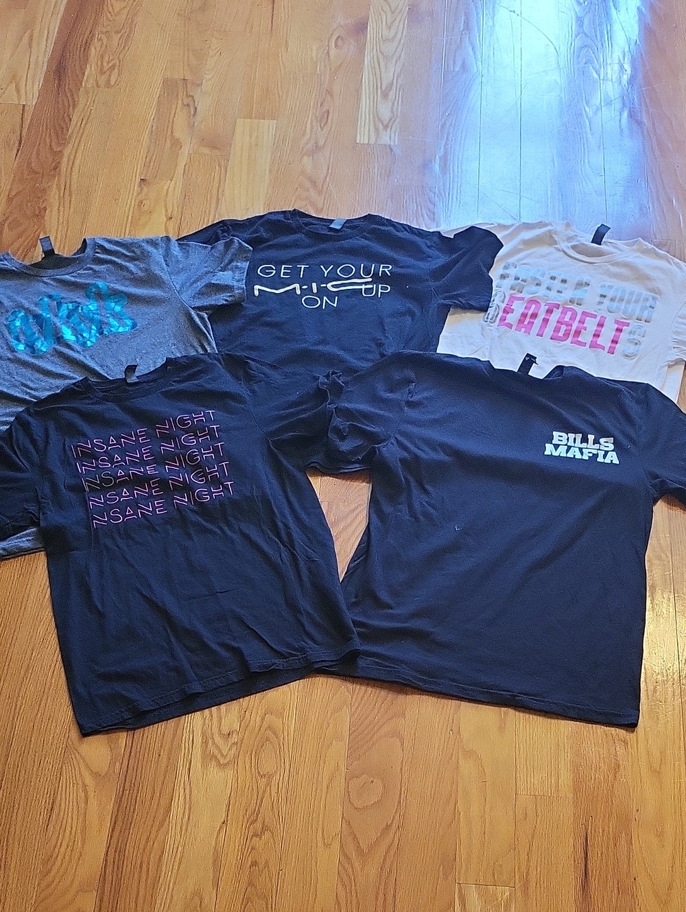 Gildan Kids Graphic Tees